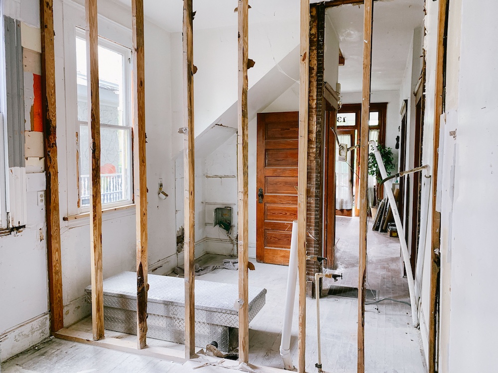 To Renovate or To Move? How to Decide When Your Home No Longer Fits
