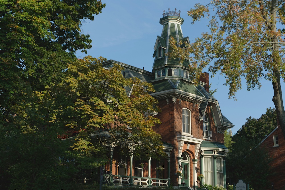 The Complete Guide To Buying An Older Home In Toronto
